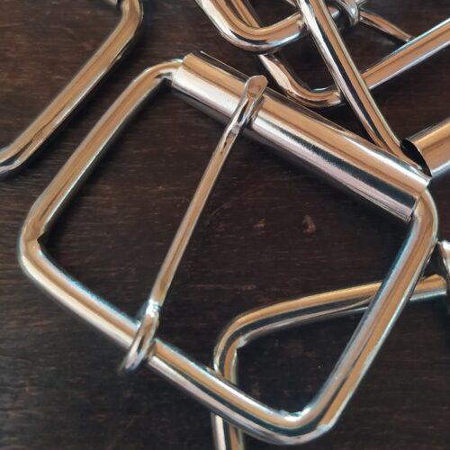 30 Hebillas de Aluminio Plateadas 5 x 4 cm