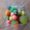 50 Pelotas Saltarinas Botonas de Máquinas Expendedoras (3) 50 Pelotas Locas Botonas Saltarinas de Colores para Niños