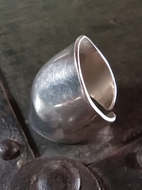 Anillo Ancho Liso de Plata .925 La Plata para Hombre o Mujer (1) Anillo Ancho Liso de Plata .925 La Plata para Hombre o Mujer