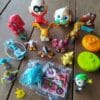 Colección de 20 Figuras Retro de Varias Películas y Series