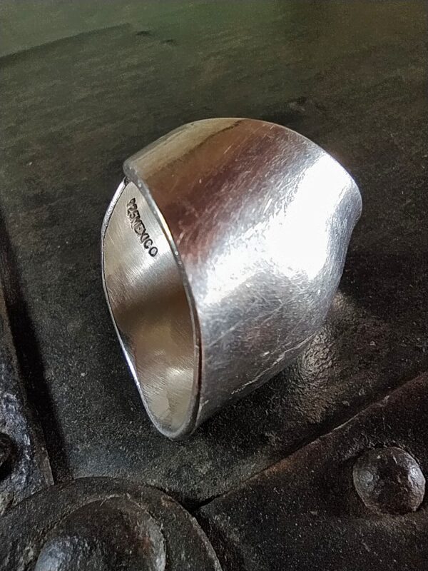 anillo-ancho-liso-de-plata-925-unisex (2) Anillo Ancho Liso de Plata 925 Unisex