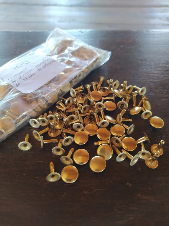 harleblue – 32 Paquete de 100 Remaches Dorados para Tela o Cuero
