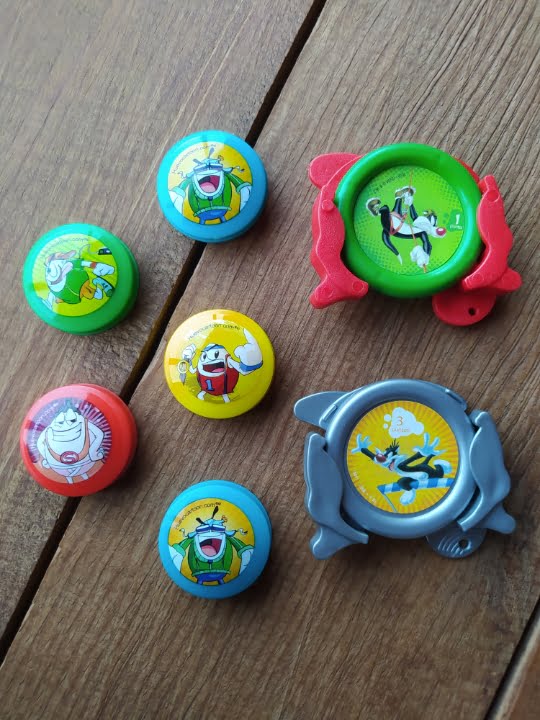 Colección de 20 Juguetes Retro de Vualá Sorpresa de Gamesa