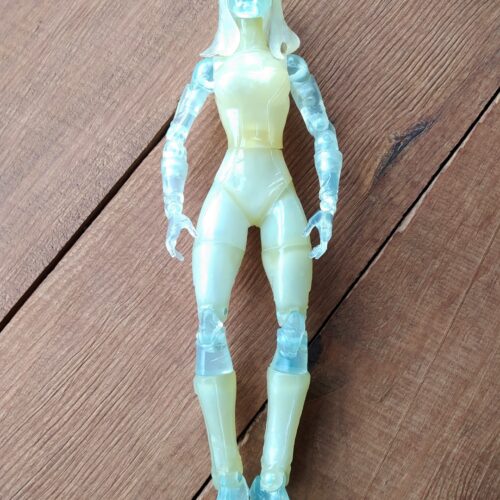 Mujer Invisible Articulada Marvel 2005